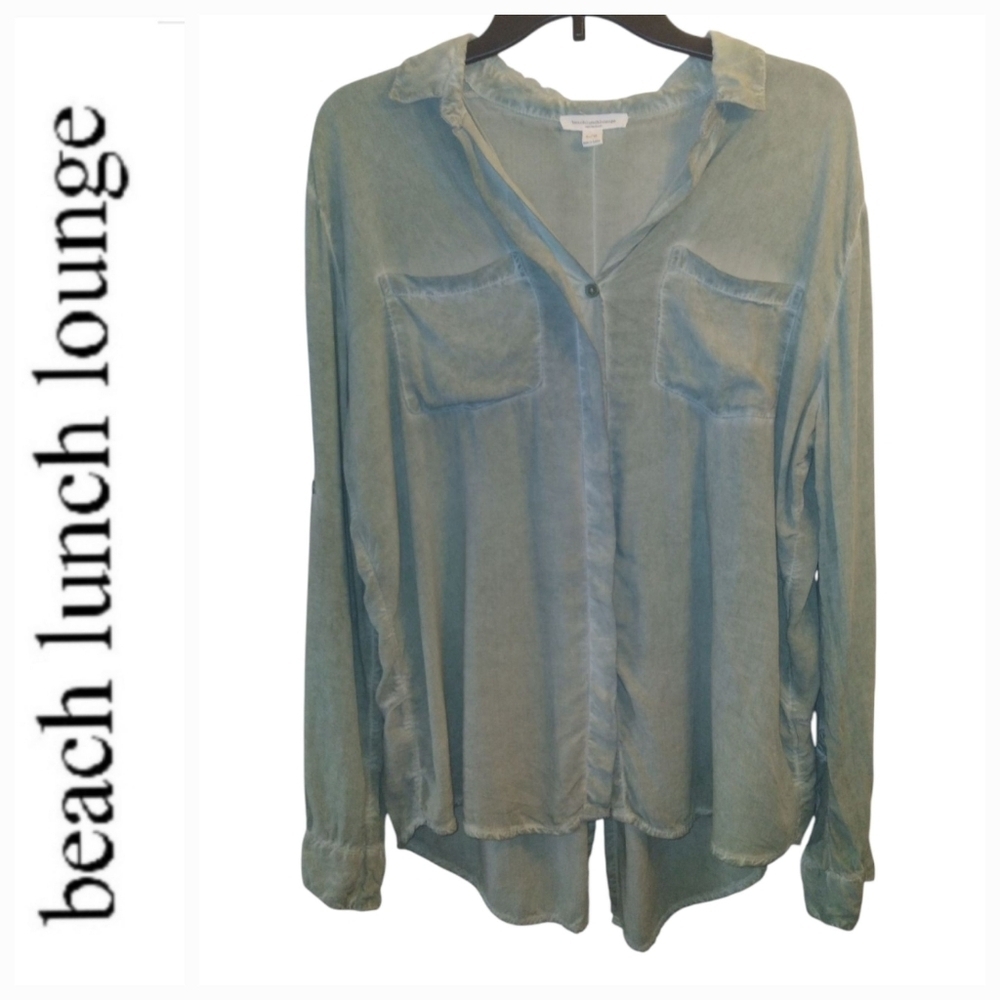 BeachLunchLounge Green Mineral Washed Button up Top Roll-tab sleeves - Picture 2 of 6